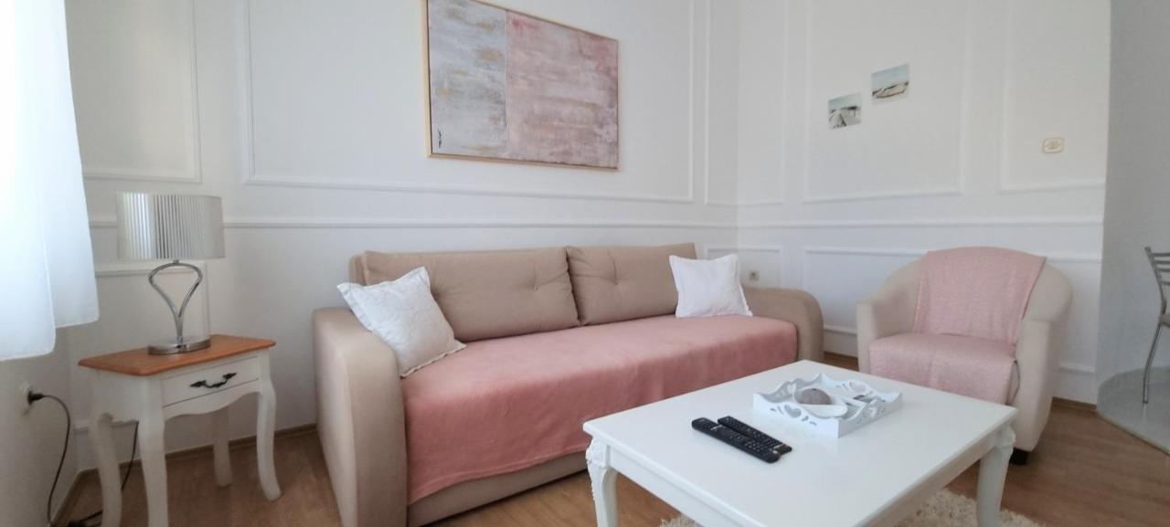 Apartment Kate-Few Minutes From Beach Макарска Екстериор снимка